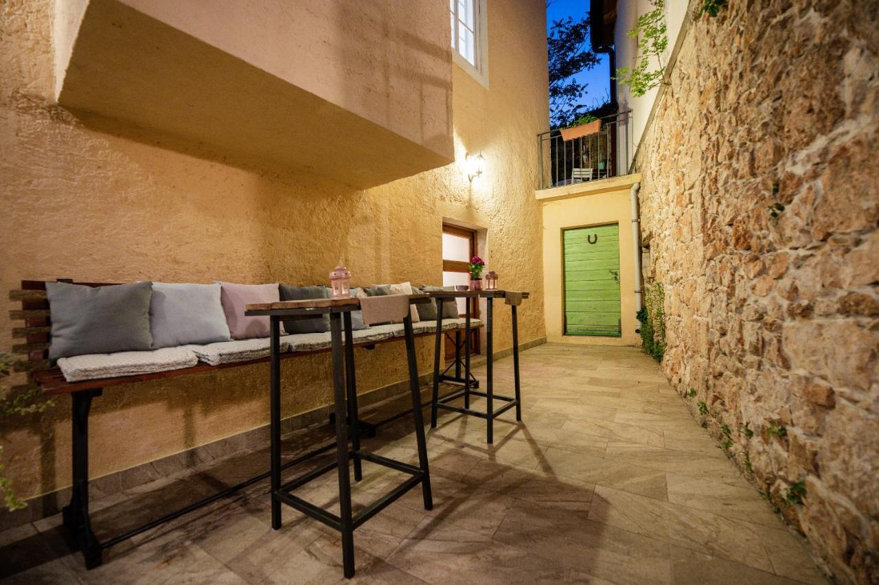 Boutique B&B Mali Pariz Grižane Extérieur photo